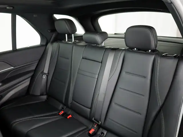 Mercedes-Benz GLE view 11