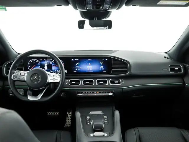 Mercedes-Benz GLE view 9