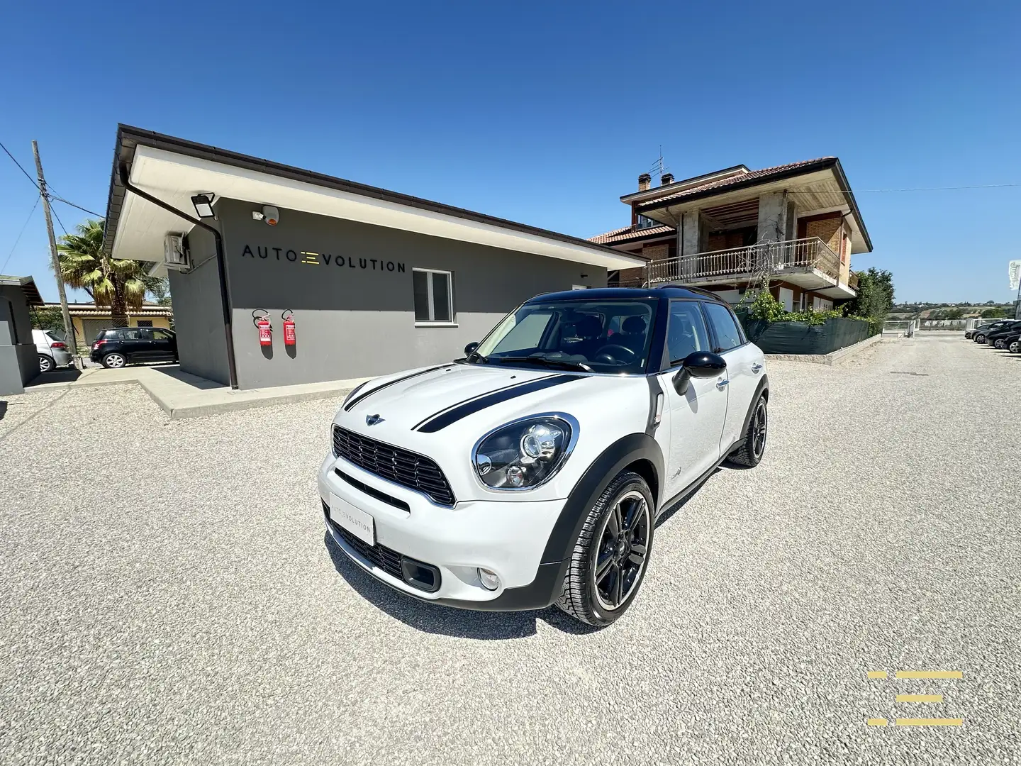 MINI Cooper SD Countryman 2.0 d 143 cv 55.940 km automatica Bianco - 1
