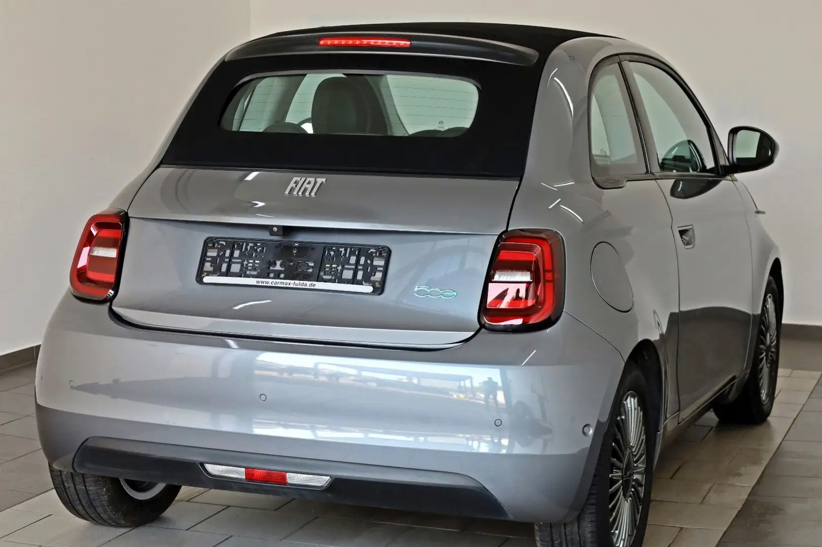 Fiat 500e Icon Navi,Kamera,Panorama,8 fach bereift Grau - 2