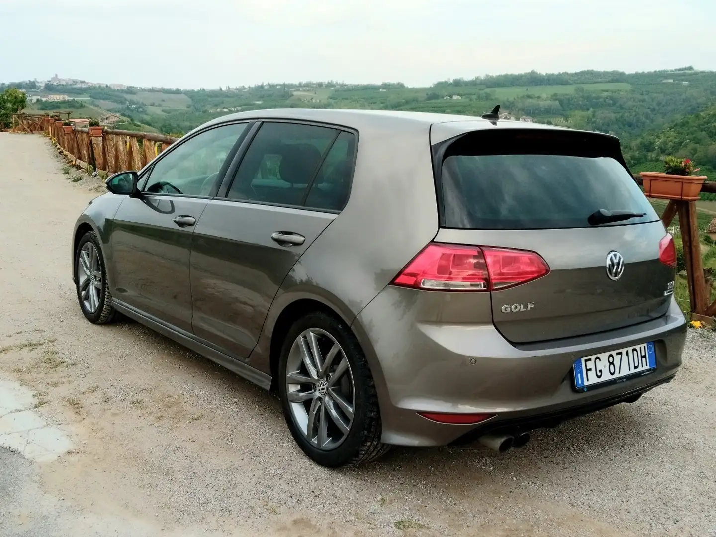 Volkswagen Golf 5p 1.4 tsi Comfortline 125cv E6 Marrone - 2