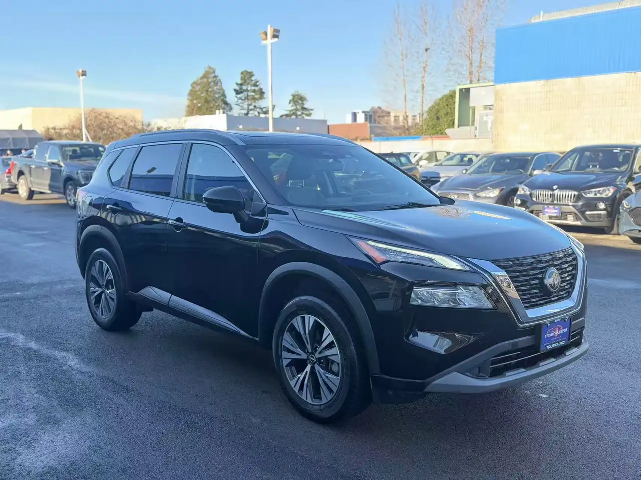 Nissan Rogue снимка Nissan Rogue