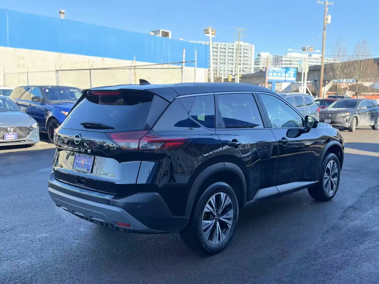 Nissan Rogue снимка Nissan Rogue