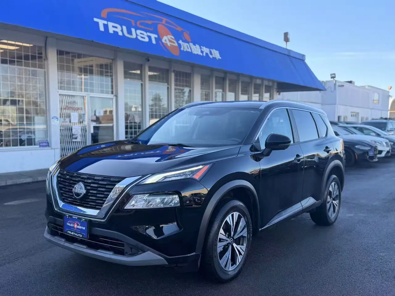 Nissan Rogue снимка Nissan Rogue