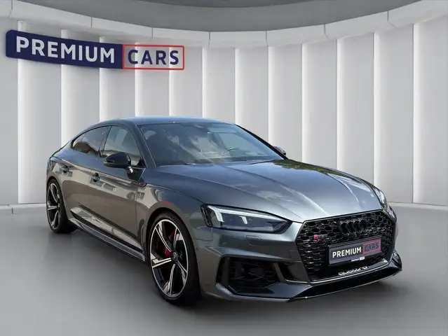 Audi RS5 view 7