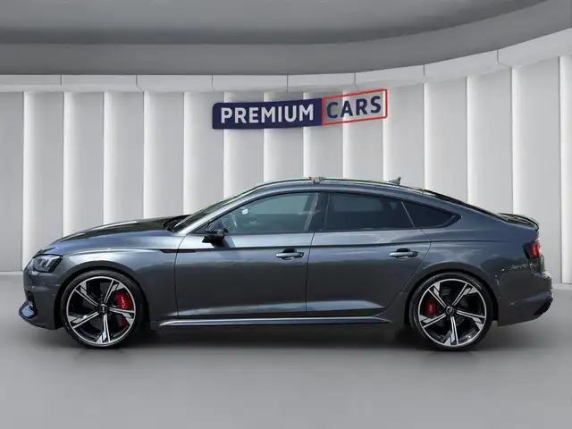 Audi RS5 view 2