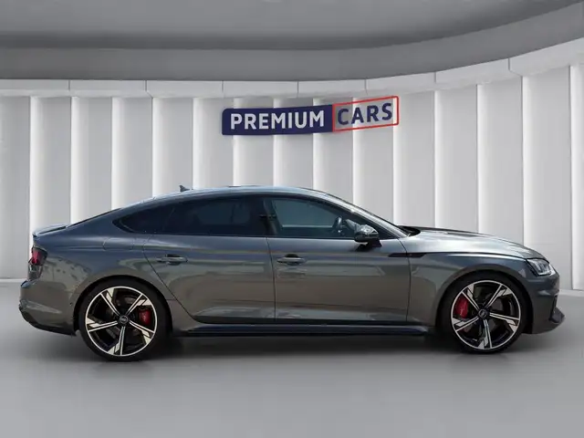 Audi RS5 view 6