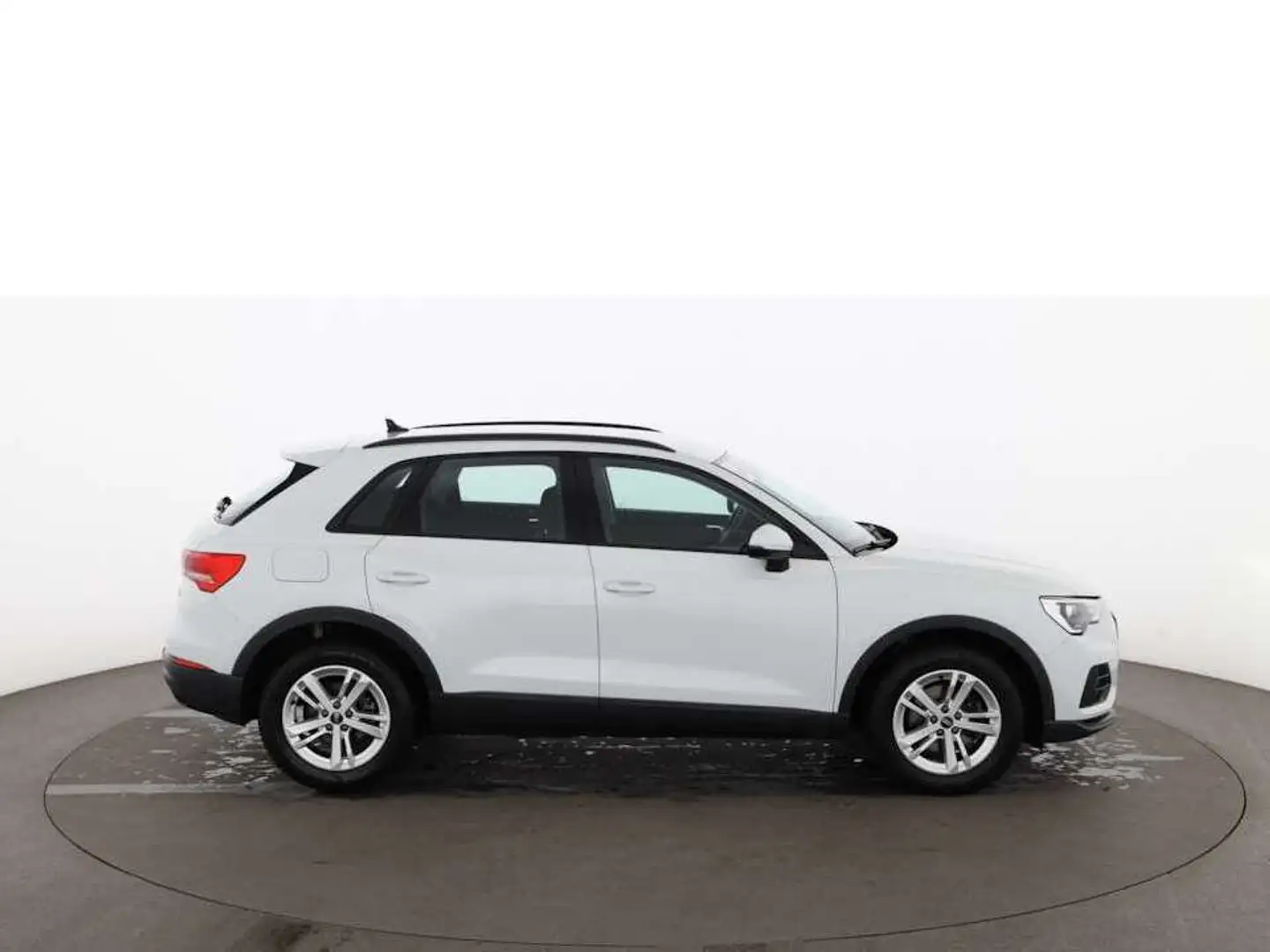 Audi Q3 35 TDI Aut LED NAVI ASSIST DIGITAL-TACHO TEMP Weiß - 2