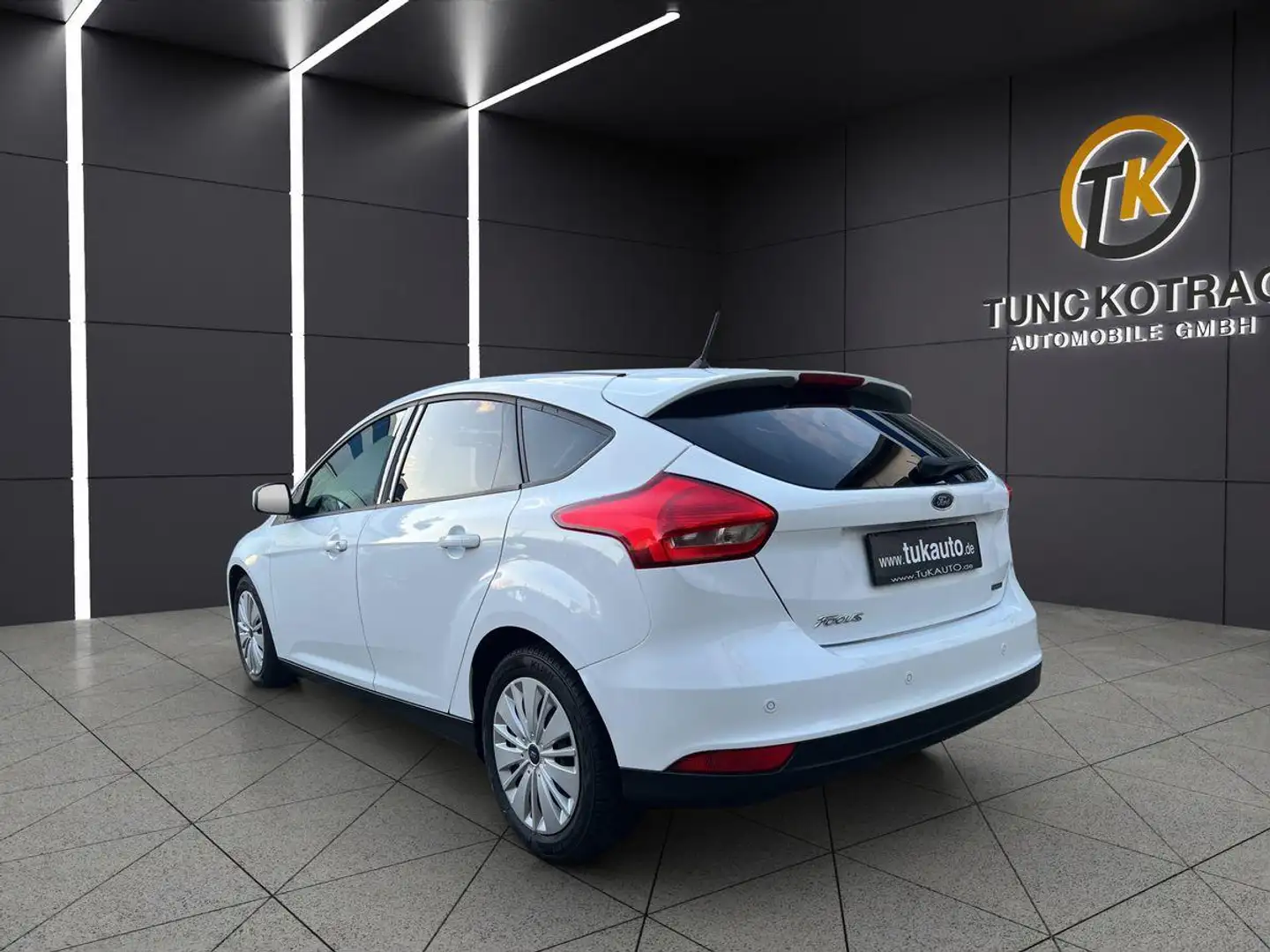 Ford Focus Business 1.0 EcoBoost|WINTER PAKET|SYNC+++ Blanc - 2