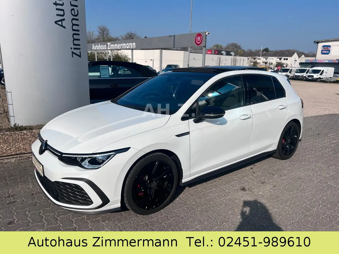 Volkswagen Golf VIII GTD PANO+Business+ACC+18"+BlackStyle Weiß - 1