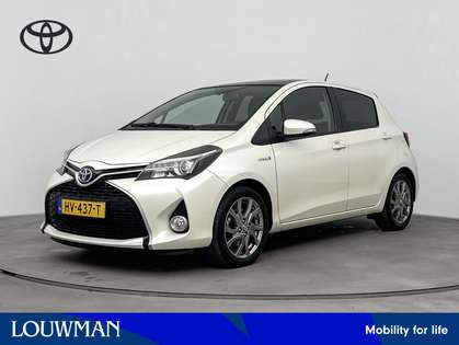 Toyota Yaris 1.5 Hybrid Dynamic | Navigatie | Panoramadak | Cli