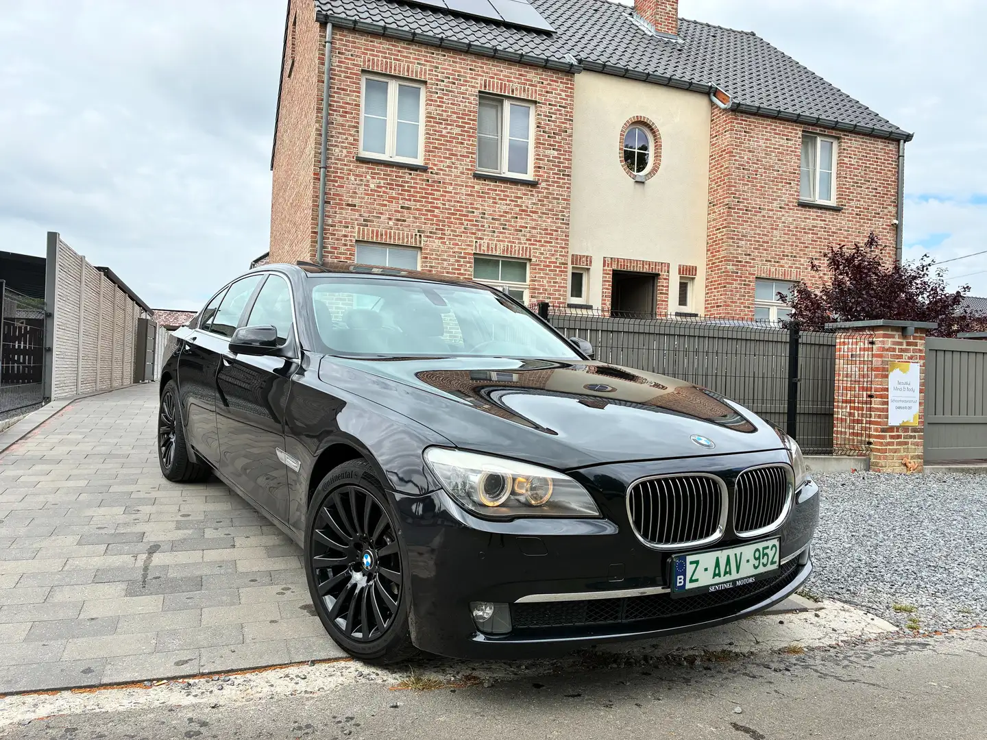 BMW 730 dA // CAMERA // PANO // 2 SETS velgen //14950 EURO Noir - 1