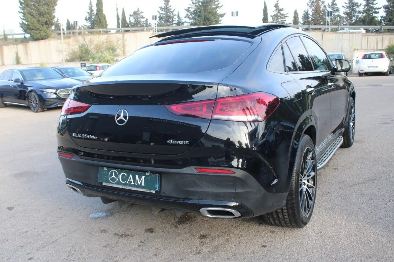 Mercedes-Benz GLE 350 de 4Matic Plug-in Hybrid Coupé Premium Pro Zwart - 2