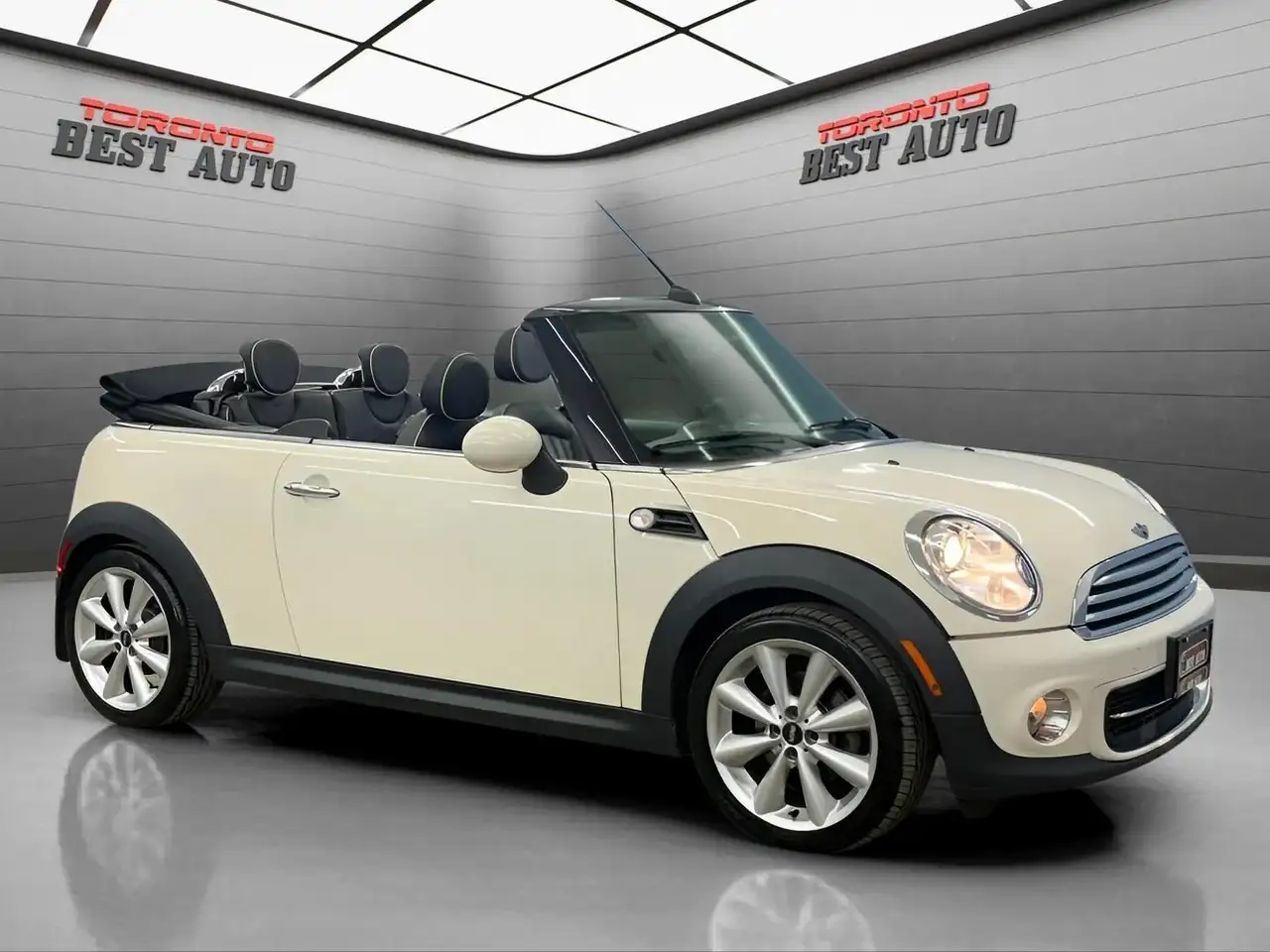 2013 MINI Cooper Convertible