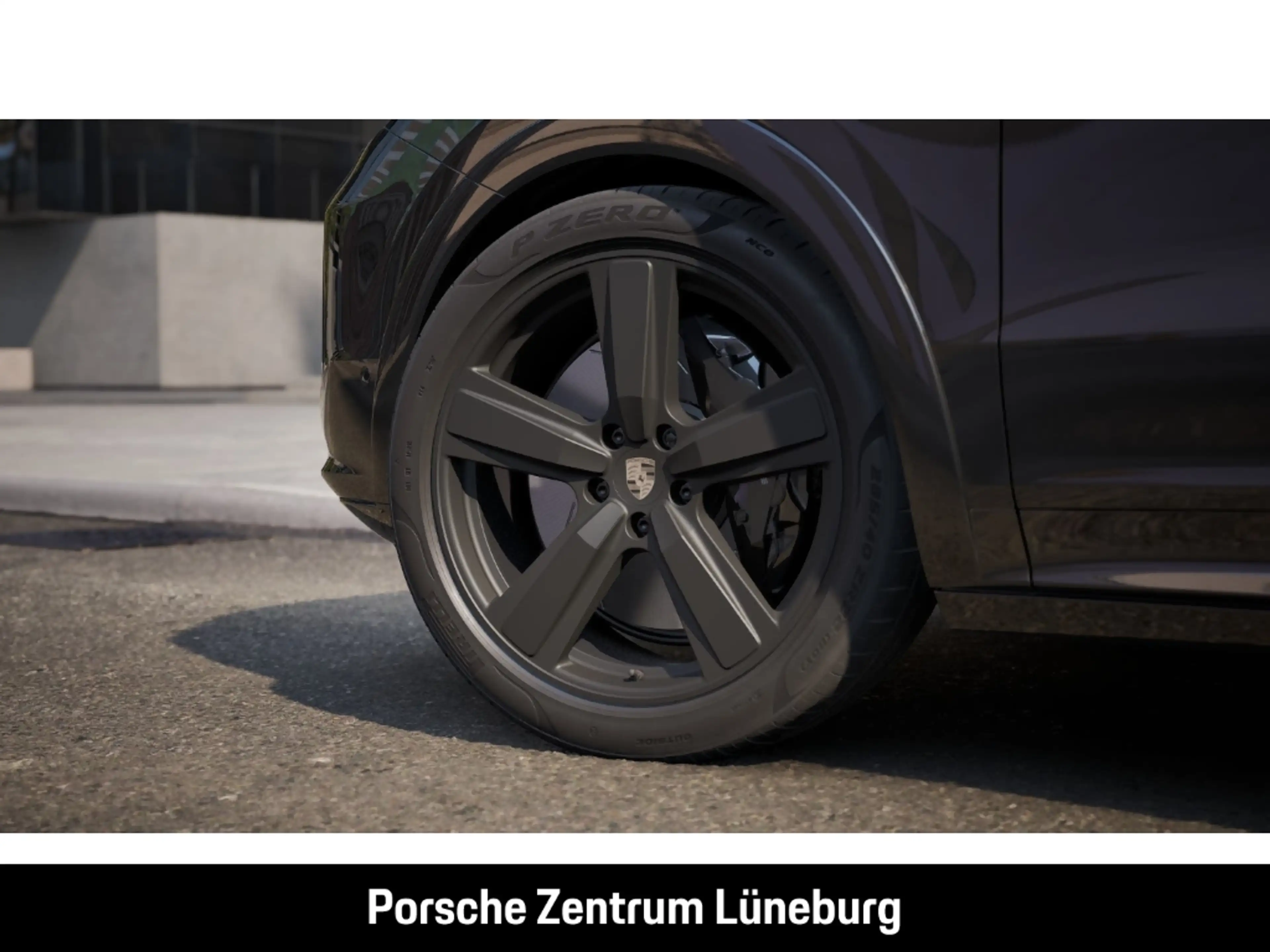 Porsche Cayenne Turbo E-Hybrid — photo 10