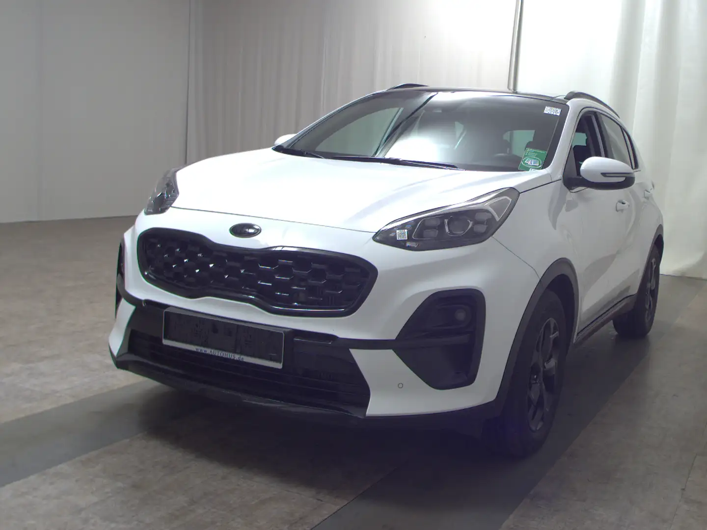 Kia Sportage 1.6 CRDi Black Edition Navi LED Pano Weiß - 2