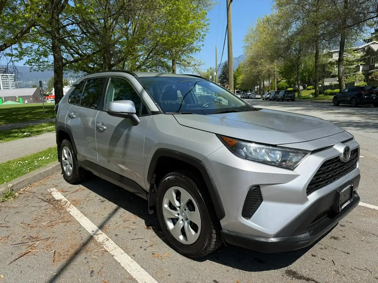 Toyota RAV 4 снимка Toyota RAV 4