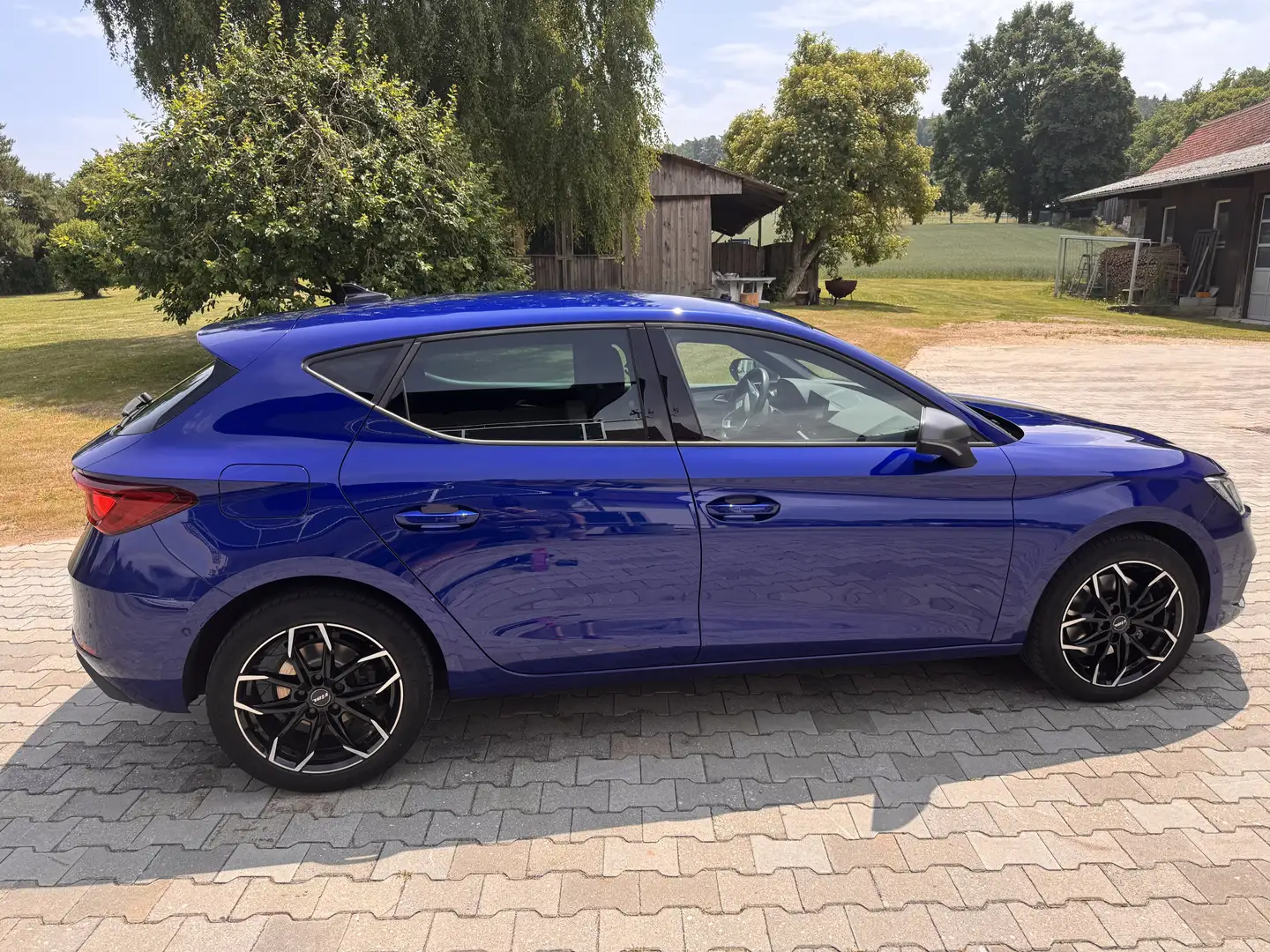 SEAT Leon e-Hybrid FR e-Hybrid Bleu - 1