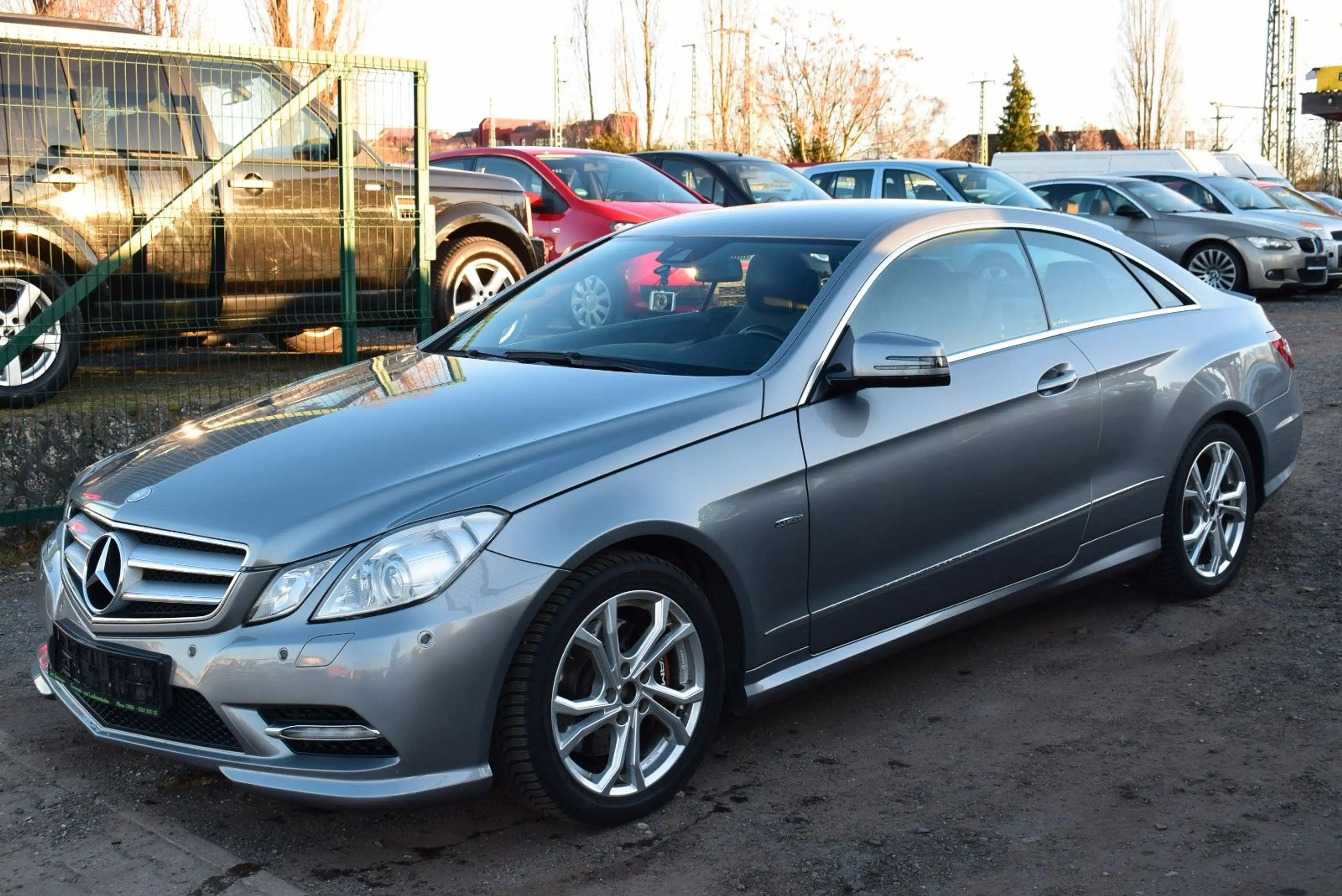 Mercedes-Benz E 250 E Coupe E 250 CGI BlueEfficiency — photo 2