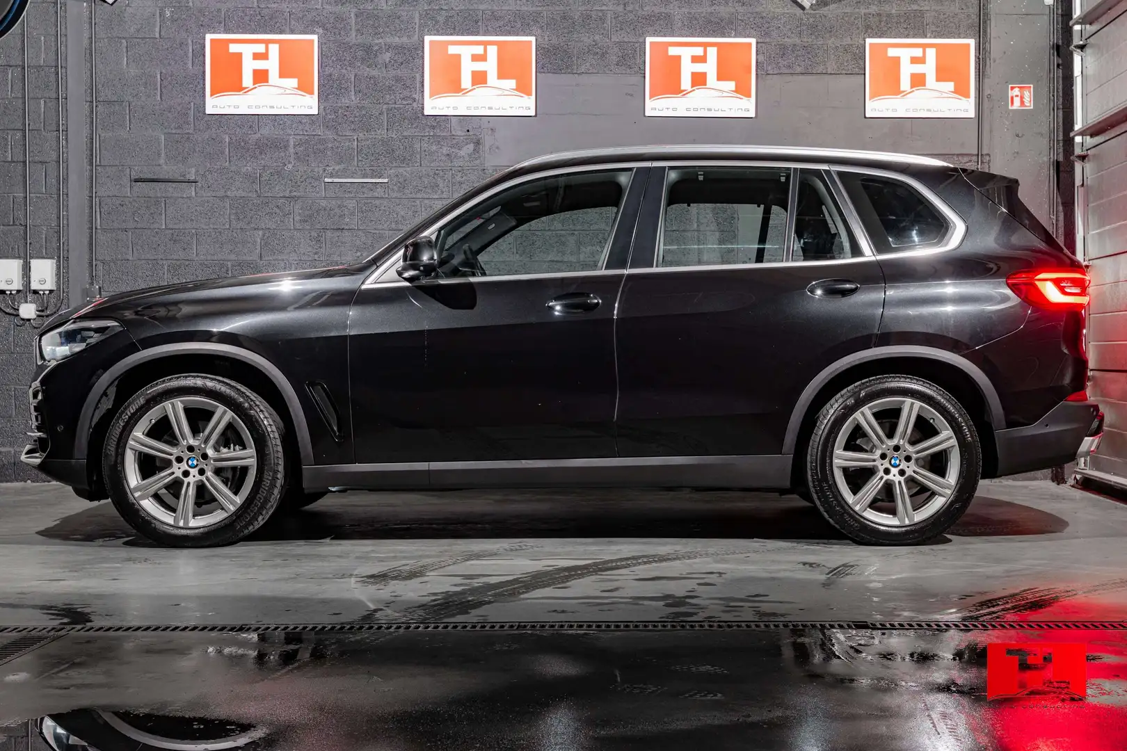 BMW X5 xDrive40 Pano/HUD/20\/Trailer... Noir - 2