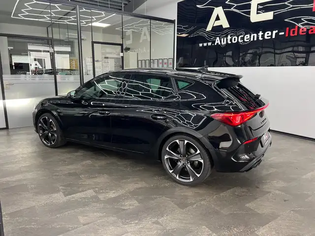Cupra Leon view 6