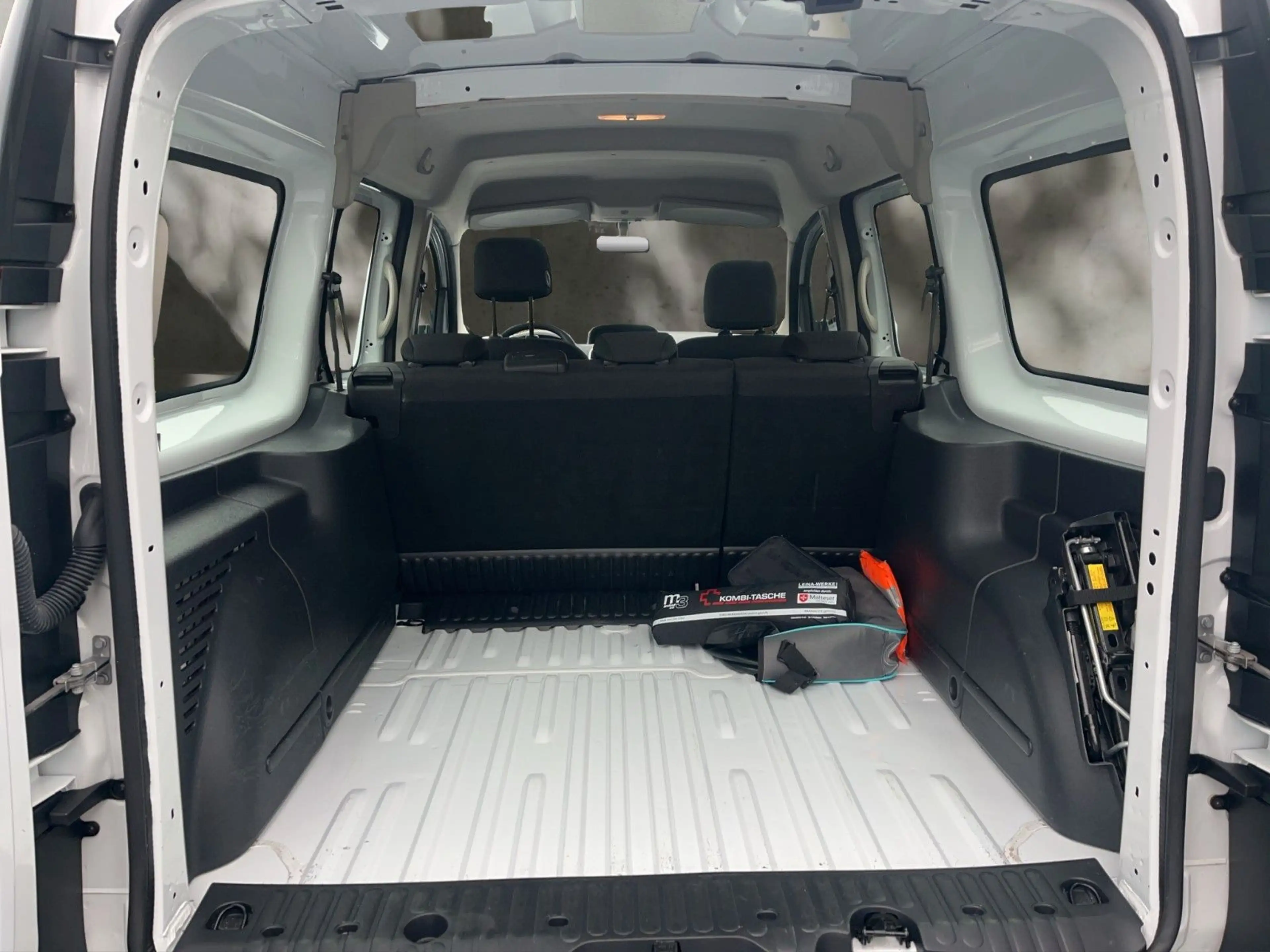 Renault Kangoo Z.E. 33 Maxi 5-Sitzer/Inklusive Batterie! — photo 15