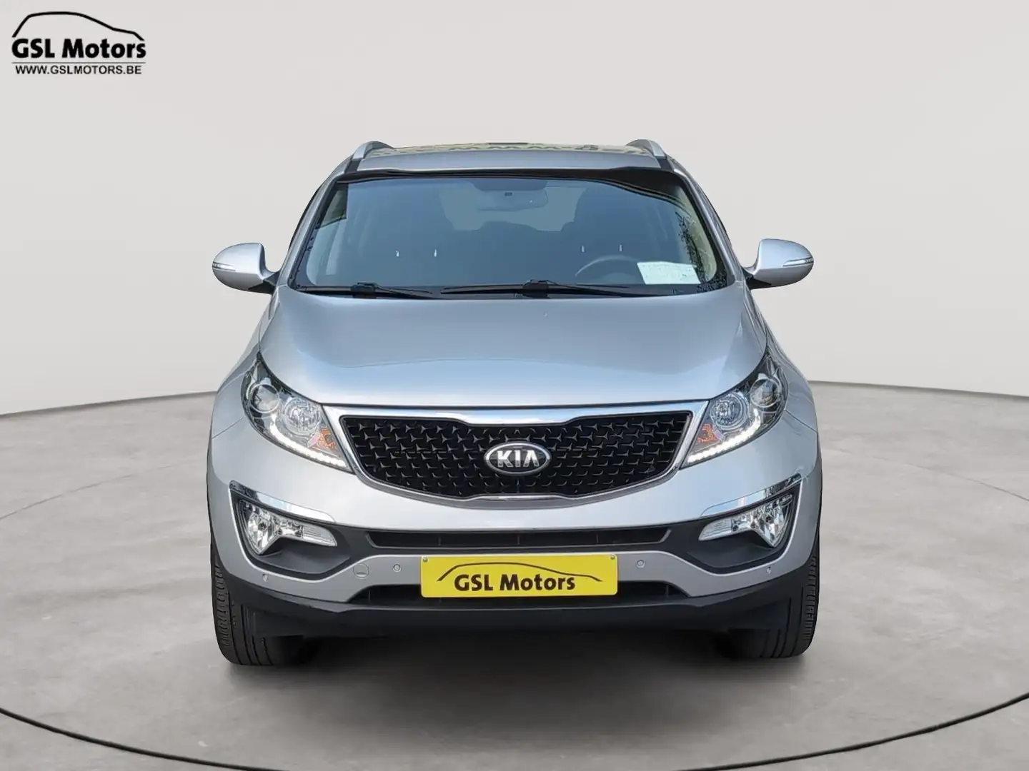 Kia Sportage 1.6i 135cv Grise alu 11/14 Airco GPS Bluetooth USB Ezüst - 2