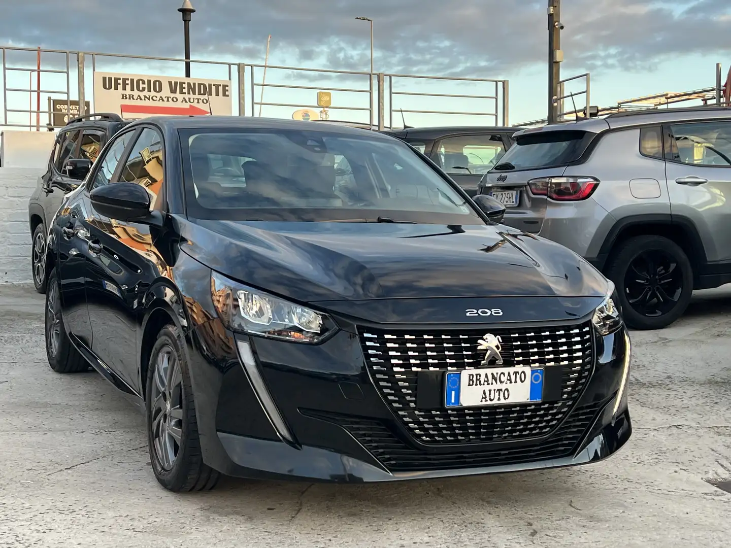 Peugeot 208 1.2 Active Pack s PREZZO REALE Nero - 1