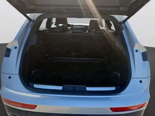 DS Automobiles DS 7 view 7