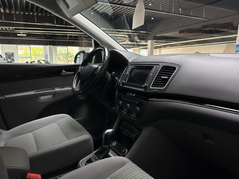 SEAT Alhambra 2.0 TDI Style 7 Sitze Pano DSG 7-Sitzer — photo 9