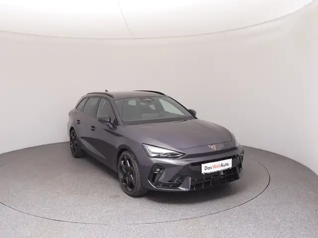 Cupra Leon view 2