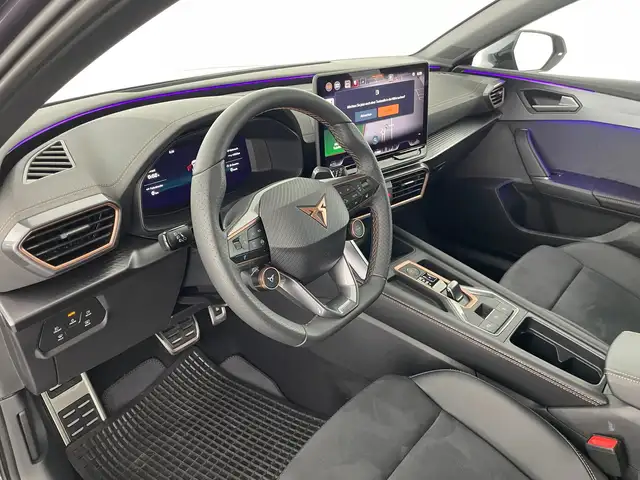 Cupra Leon view 8