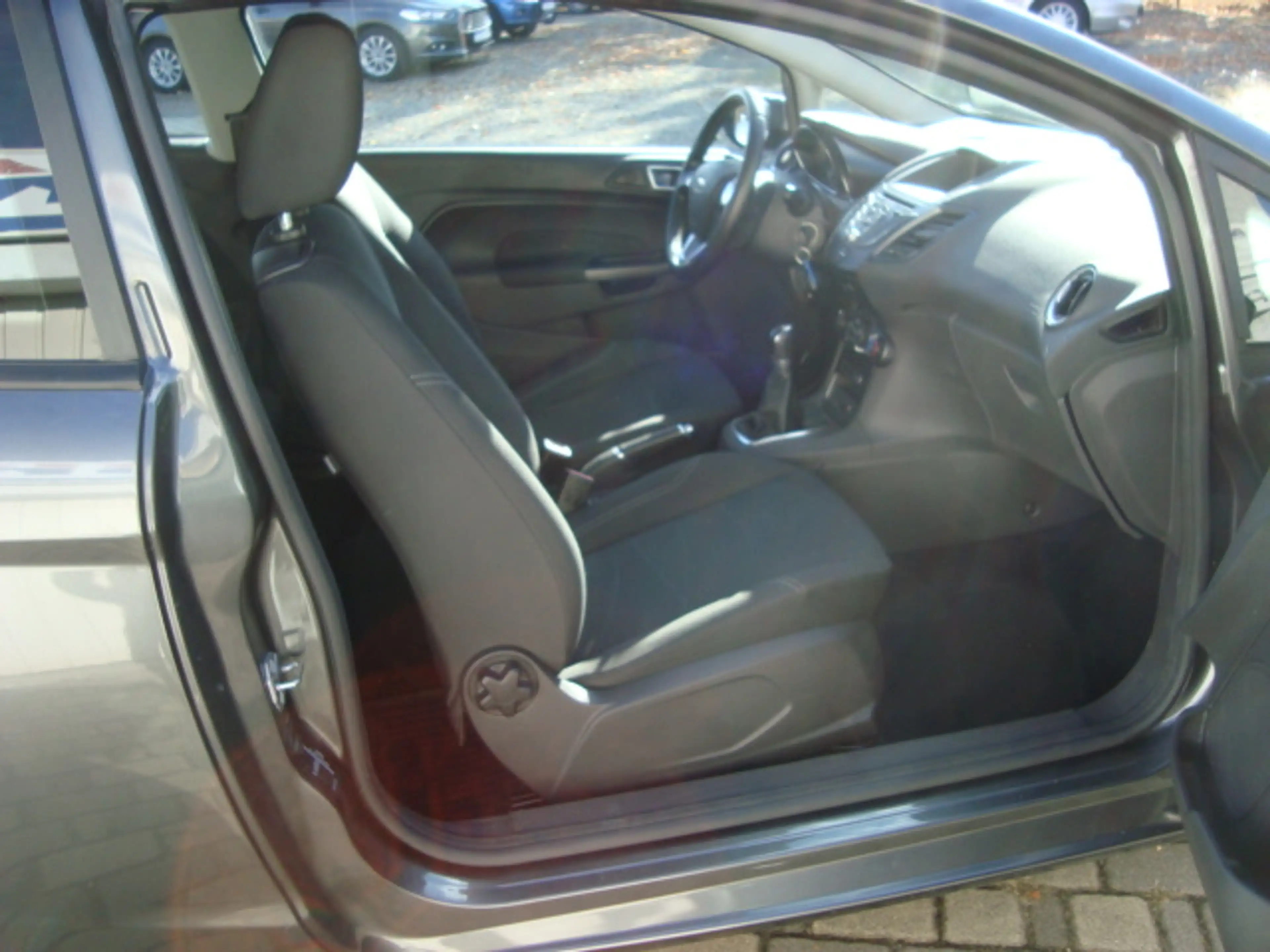 Ford Fiesta Fiesta  5-Türer 1.25 Trend Winterpaket/PDC — photo 8