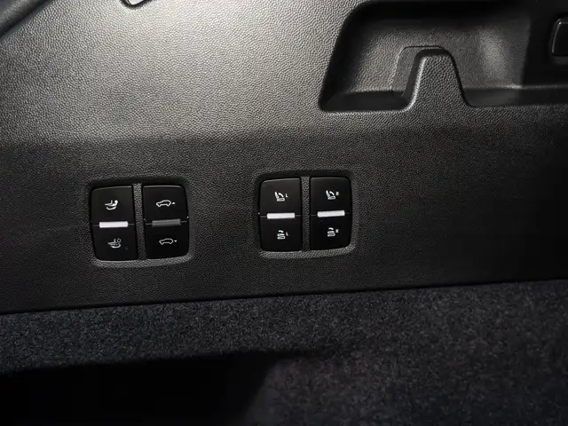 Porsche Cayenne Ansicht 25