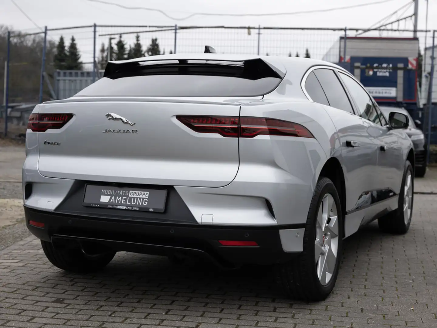 Jaguar I-Pace EV320 SE KAMERA NAVI STANDHZ LED PANO Ezüst - 2