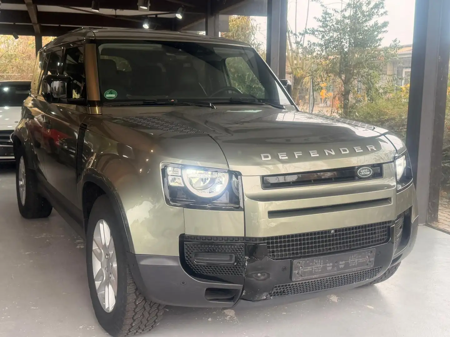 Land Rover Defender 110 S D240 2.0 AWD-Motor-Getriebe Top Grün - 1