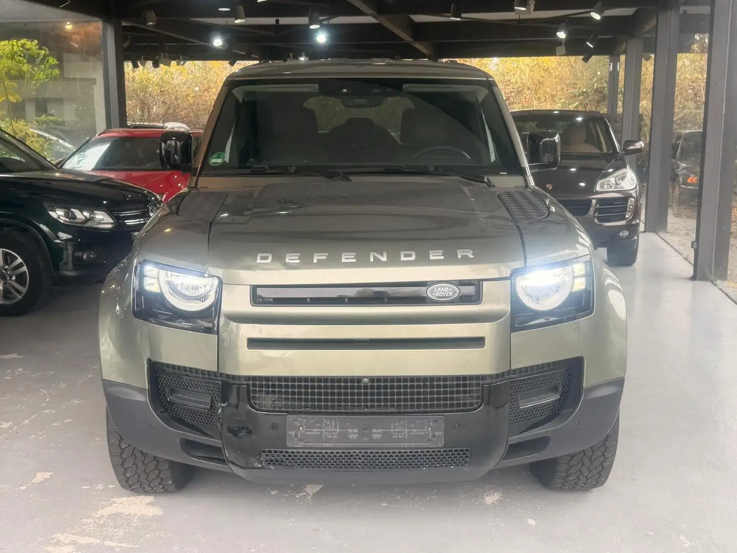 Land Rover Defender 110 S D240 2.0 AWD-Motor-Getriebe Top Grün - 2