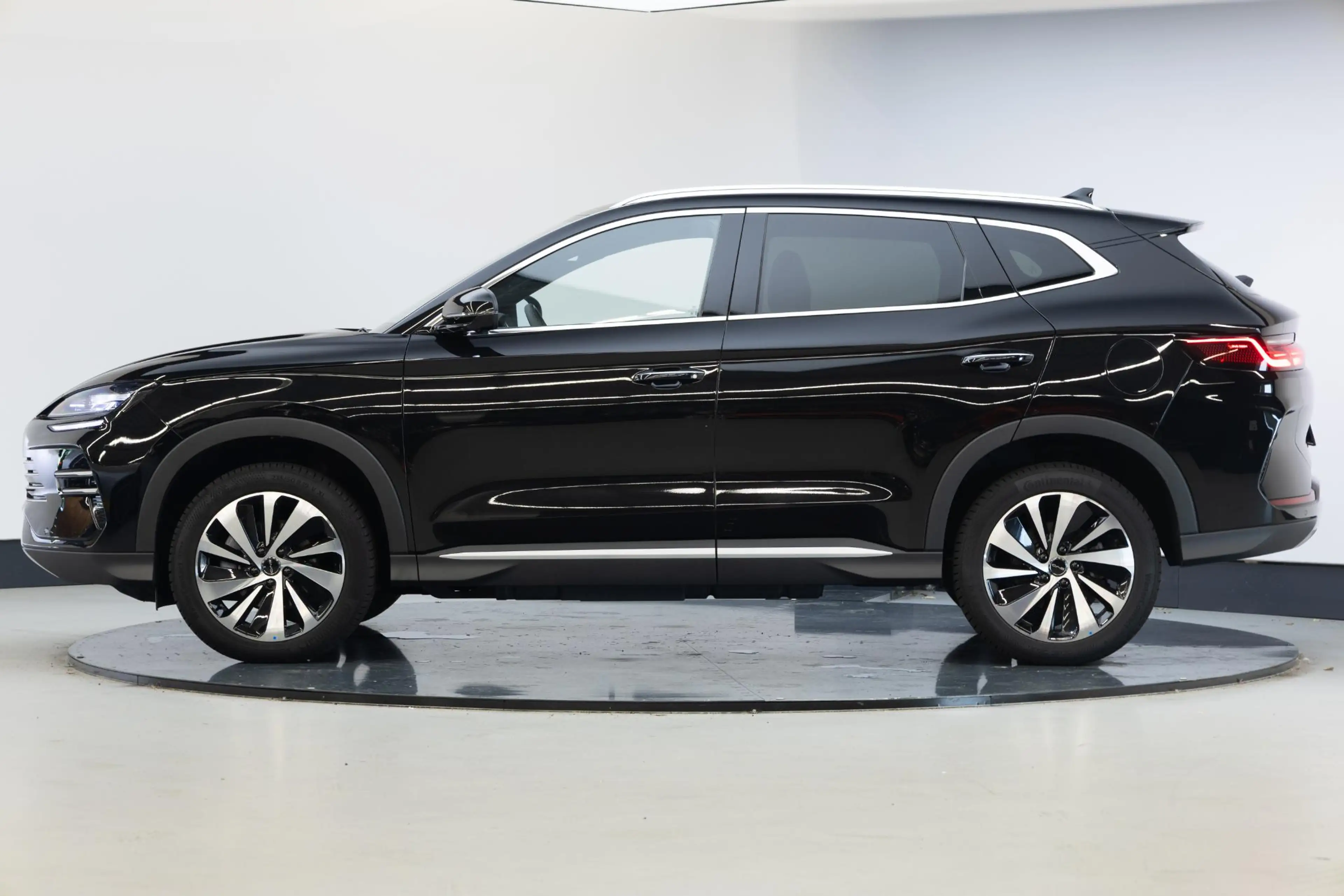 BYD Seal U 1.5 DM-i FWD Boost | Rijklaar | 18,3 kWh | 87km WL — photo 27