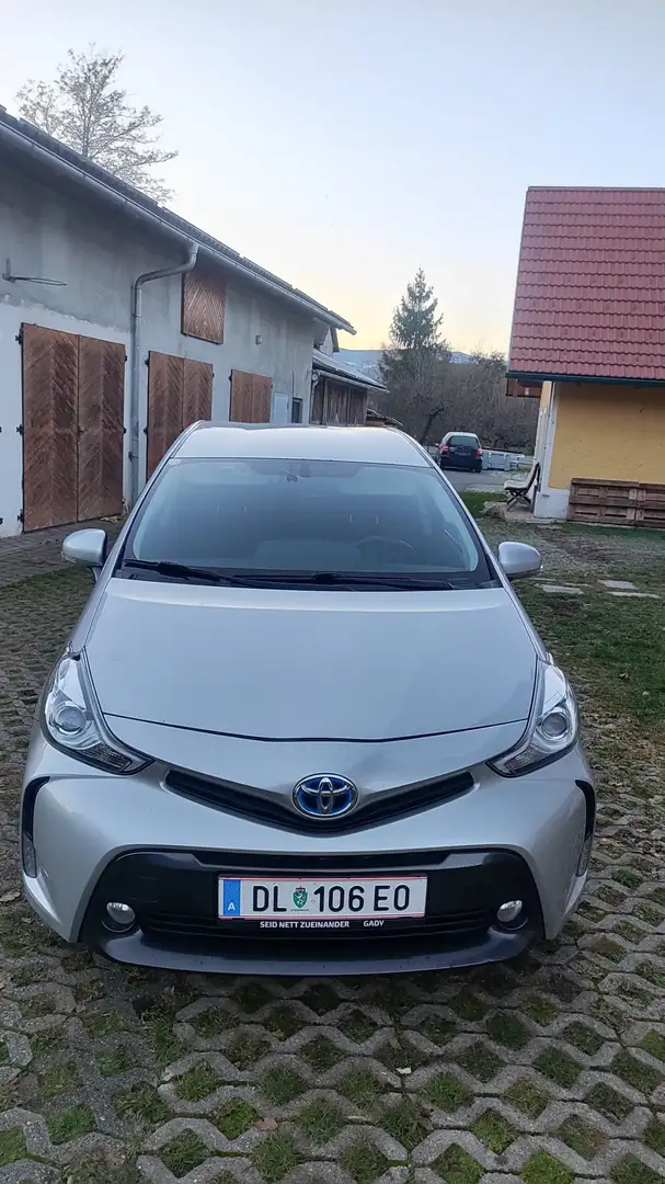 Toyota Prius+ Prius+ 1,8 VVT-i Hybrid Comfort Comfort Silber - 2