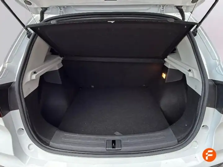 MG ZS 2023, foto 10