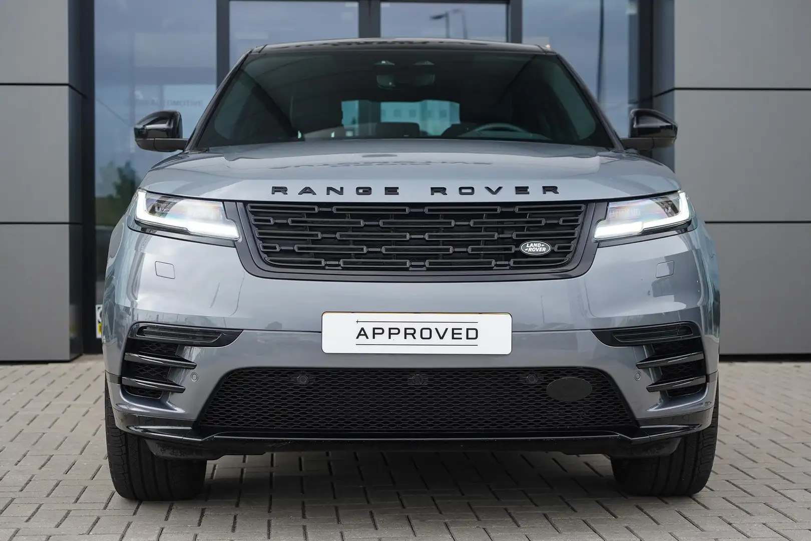 Land Rover Range Rover Velar 2.0 P400e R-Dynamic SE PHEV |5 JAAR FABRIEKSGARANT Grijs - 2