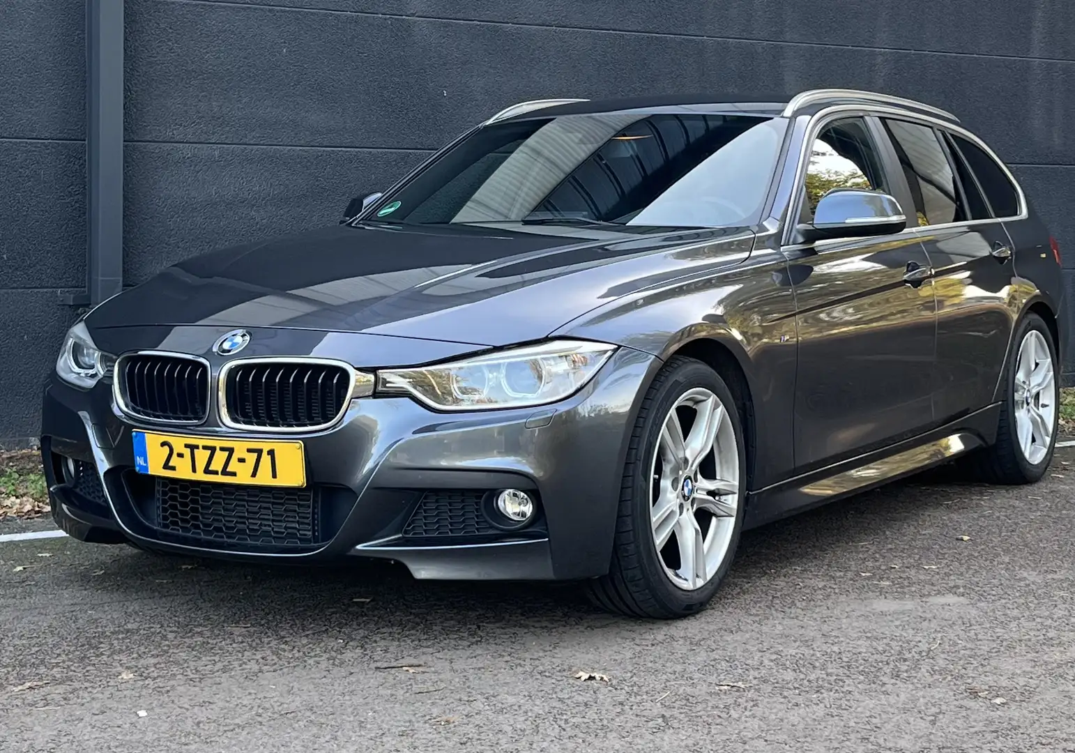 BMW 316 BMW 3-Serie 316i M Sport Touring Grijs - 1