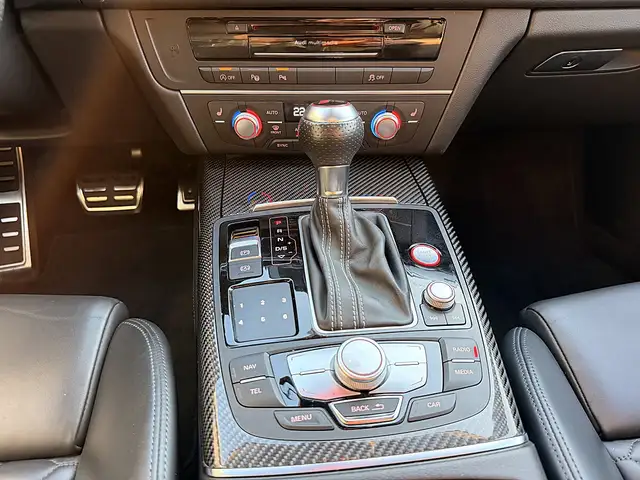 Audi RS6 Avant 4,0 TFSI COD tiptronic Exclusive/360°KAME... Ansicht 31