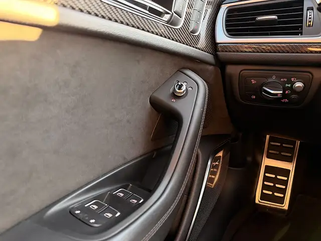 Audi RS6 Avant 4,0 TFSI COD tiptronic Exclusive/360°KAME... Ansicht 34