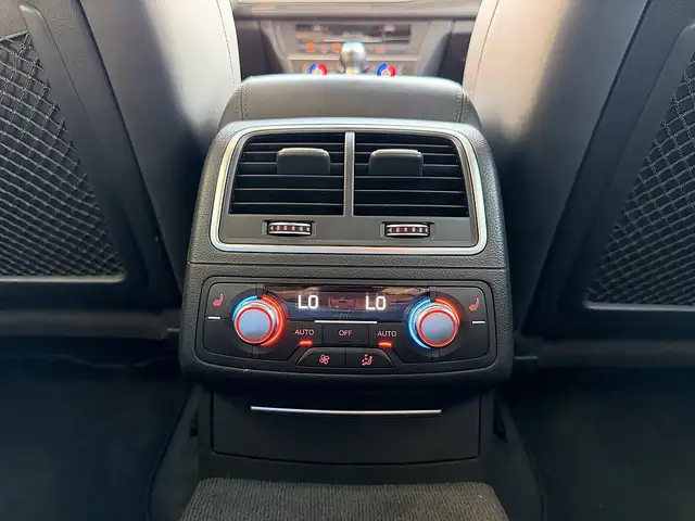 Audi RS6 Avant 4,0 TFSI COD tiptronic Exclusive/360°KAME... Ansicht 26