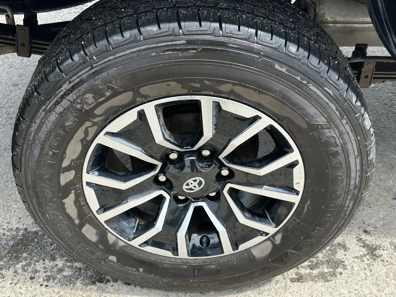 Toyota Tacoma снимка Toyota Tacoma