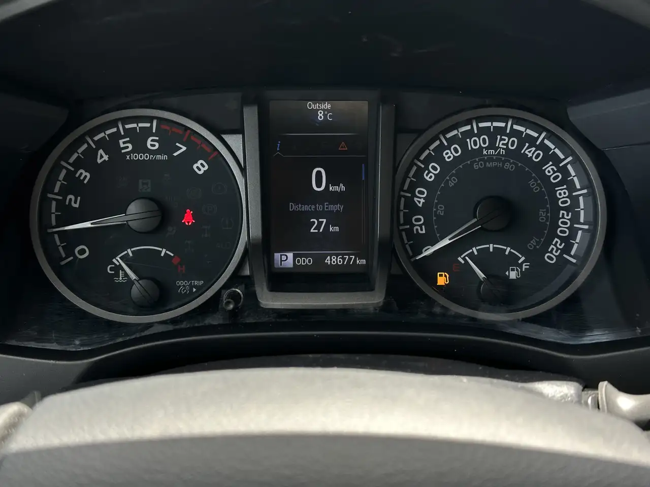Toyota Tacoma снимка Toyota Tacoma