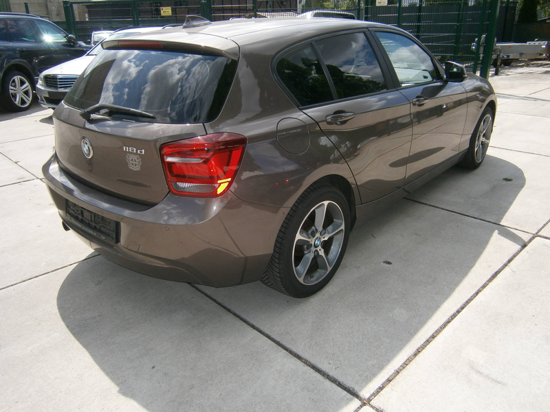 BMW 118 118 d — photo 5