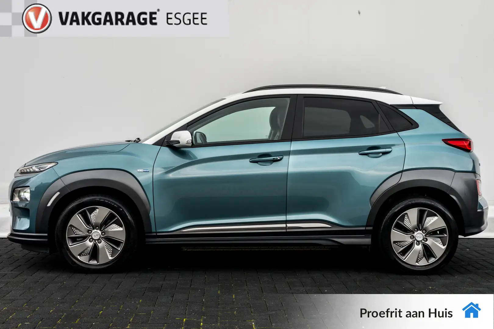 Hyundai KONA EV Premium 64 kWh RIJKLAAR INCL:GARANTIE AUTOMAAT Blau - 2