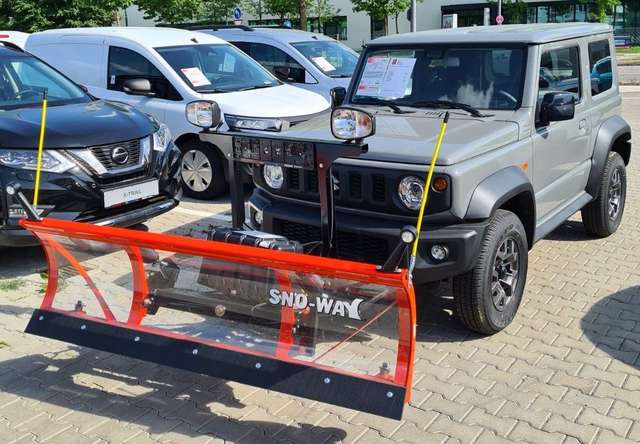 Imagine Suzuki Jimny 4x4 LED NAVI ALU WINTERDIENST VO + HI